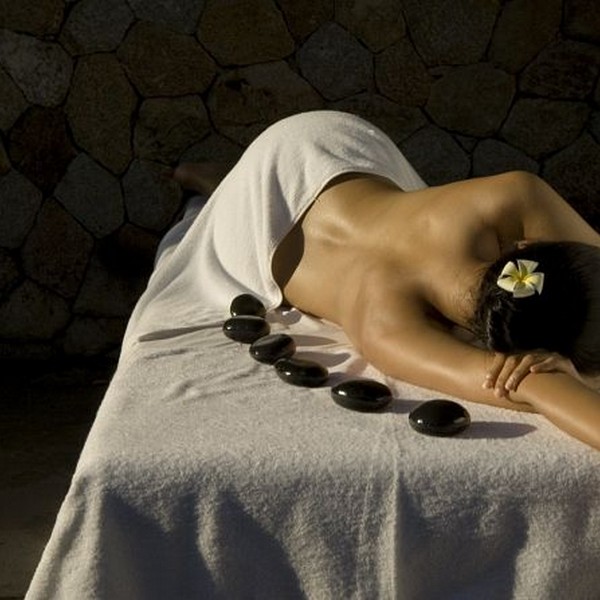 hot stone massage service